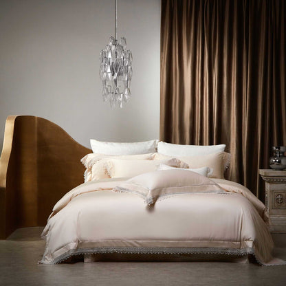 Luxuriöses Satin-Bettwäsche-Set mit Spitzenbesatz