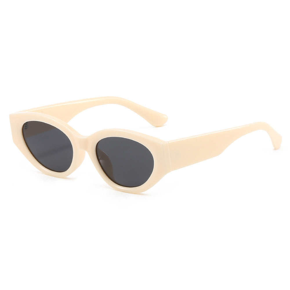 Damen Cat-Eye Sonnenbrille mit modernem, transparentem Rahmen und UV-Schutz Brehn