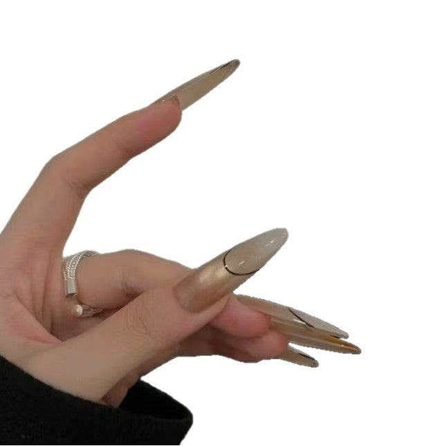 Erweiterte Stiletto-Nail-Art-Verlängerungen