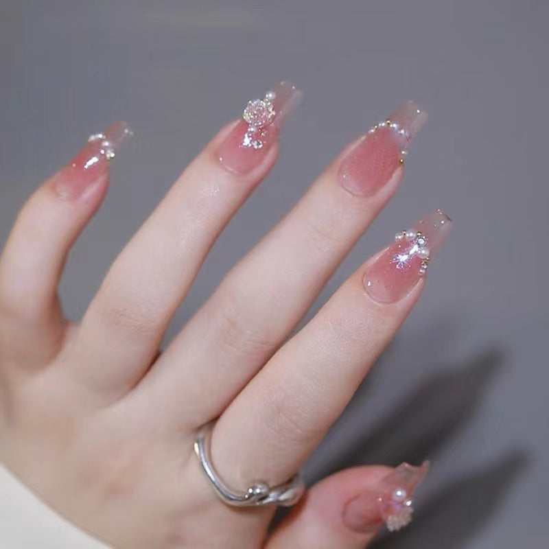 Dekoratives Press-On-Nagelset mit Strass-Akzenten Brehn