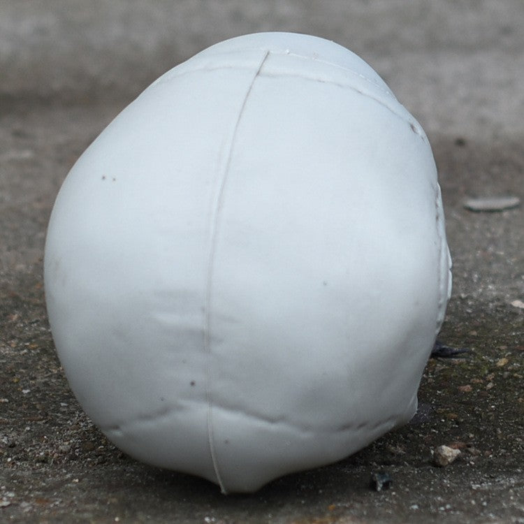 Dekorative realistische Totenkopf-Figur Brehn