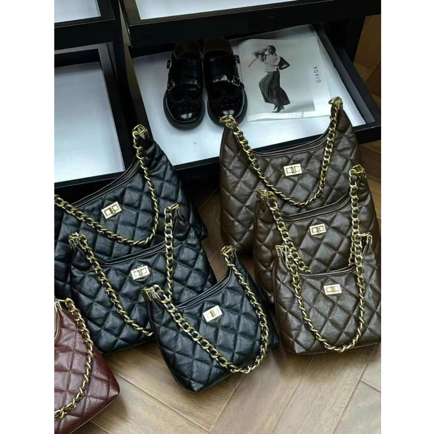 Elegante gesteppte Schultertasche Brehn