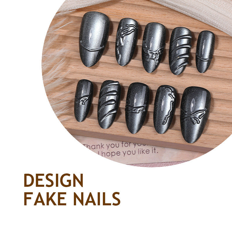 Kunstnagelset mit elegantem und schimmerndem Design Brehn