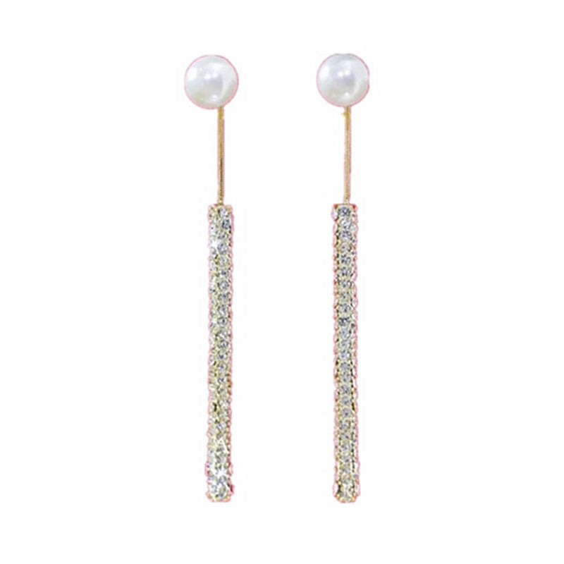 Elegante und Funkelnde Ohrstecker Brehn