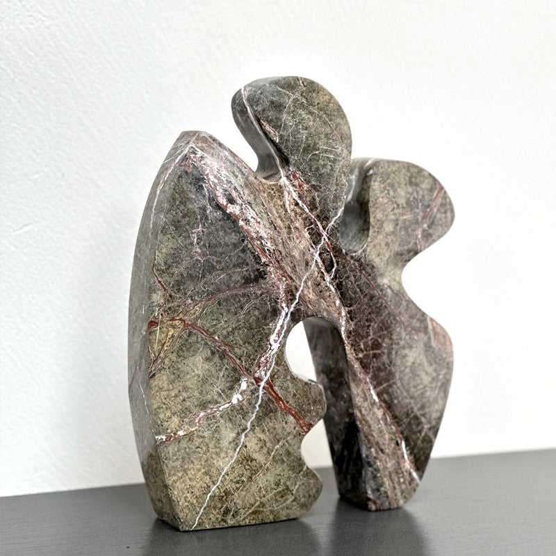 Künstlerische dekorative Steinskulptur