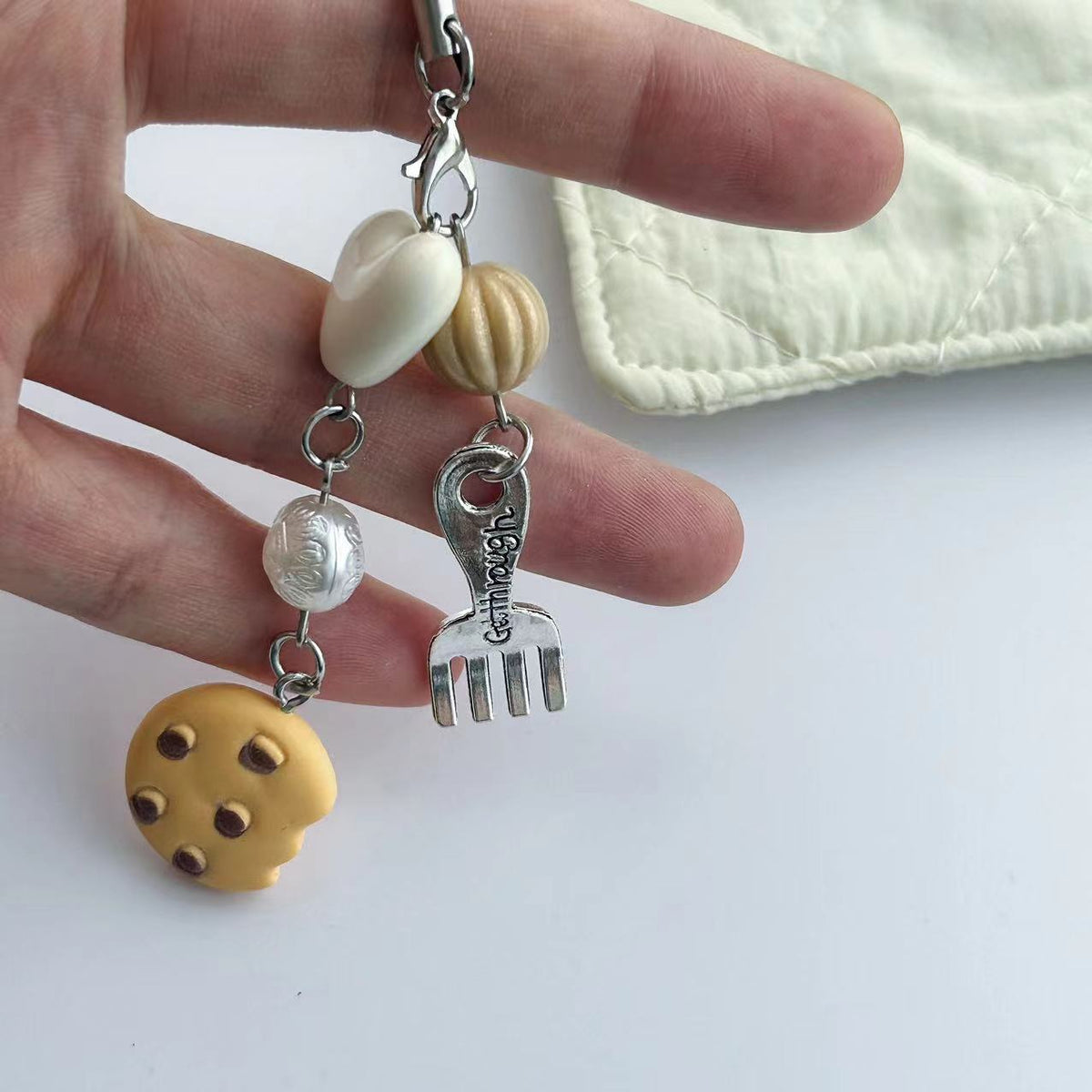 Verspielter food-themed Charm Schlüsselanhänger Brehn
