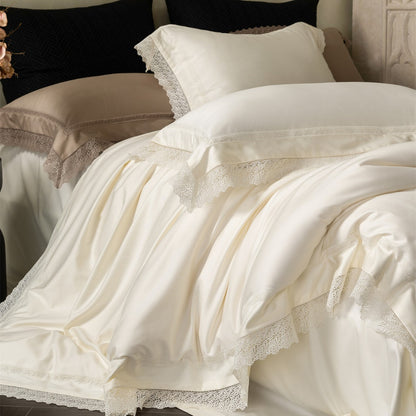 Luxuriöses Baumwollsatin Bettbezug-Set mit Spitzenkante