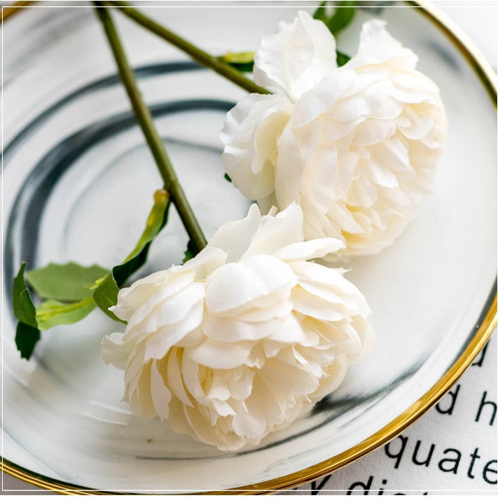 Elegante dekorative Kunstblumenstiel