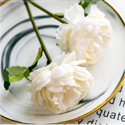Elegante dekorative Kunstblumenstiel