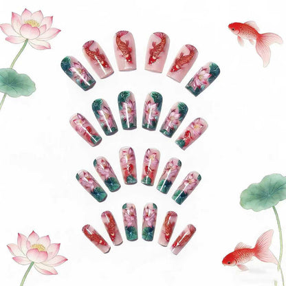Künstlerische Seerose und Koi Fisch Nagelkunst Brehn