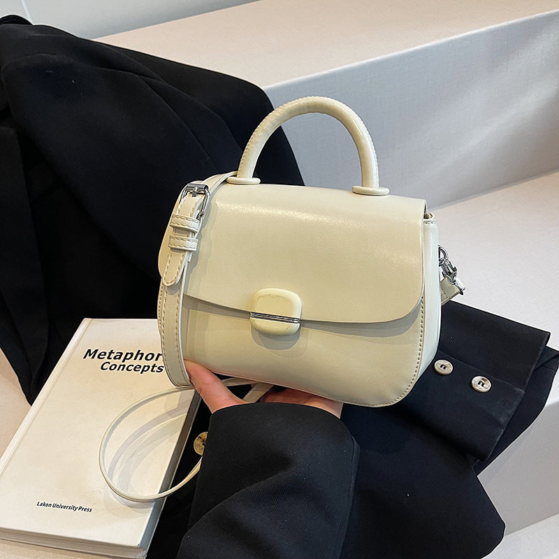 Elegante strukturierte Umhängetasche Brehn