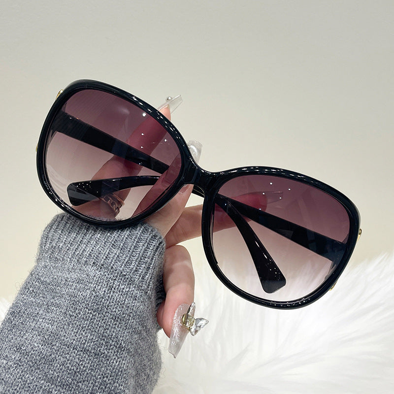 Damen Oversized Sonnenbrille mit modischem Gradient-Design Brehn