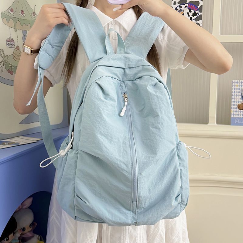 Geräumiger und Leichter Rucksack Für Den Alltag Brehn
