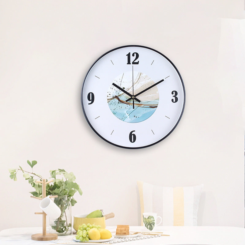 Wanduhr mit Elegantem Blattmuster Brehn