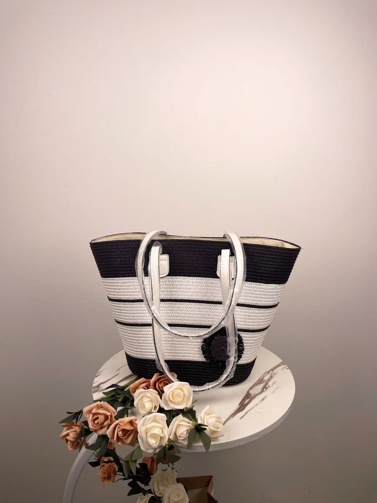 Elegante Strandtasche mit Zugehörigem Sonnenhut Brehn