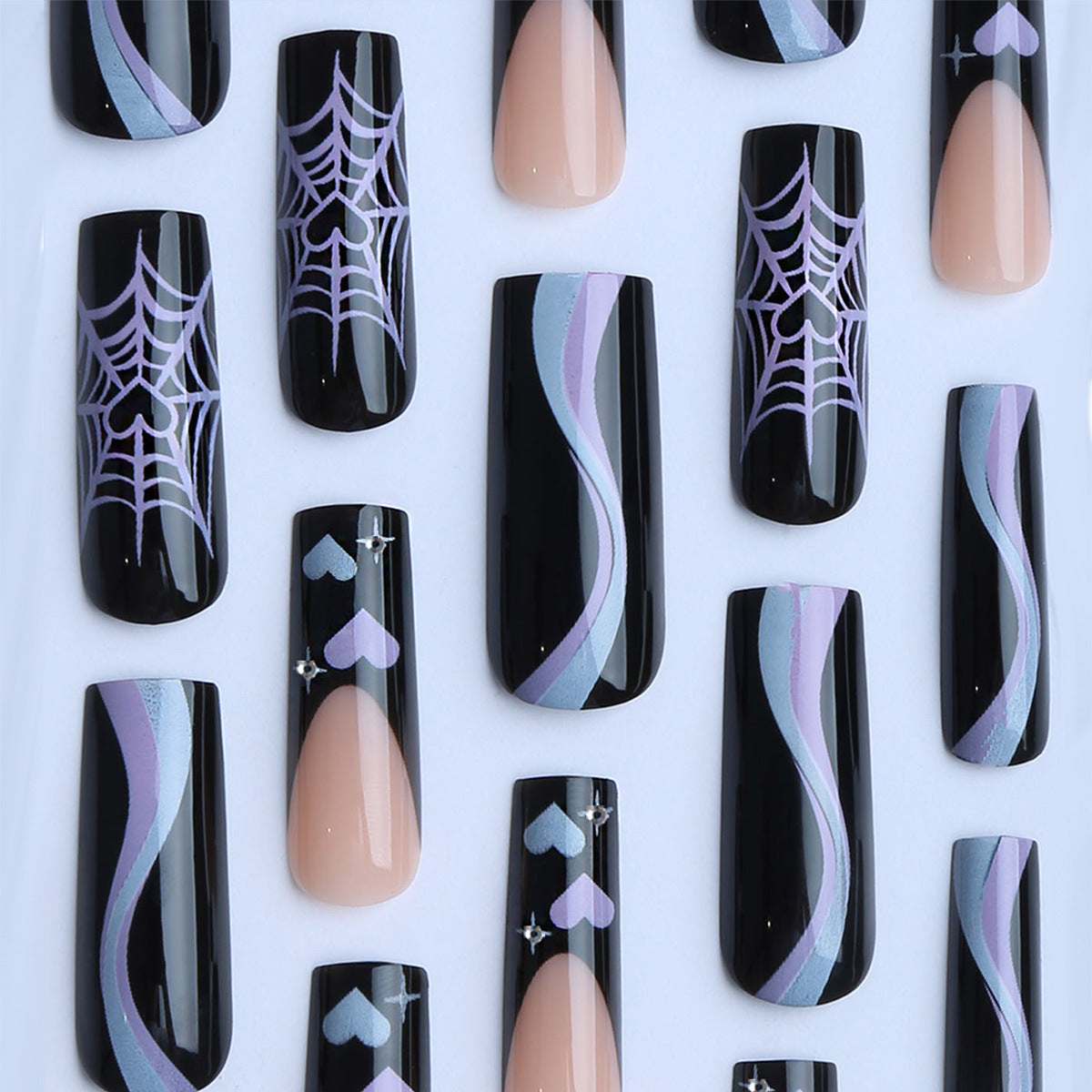 Künstliche Nagelverlängerungen mit Trendigem Design Brehn