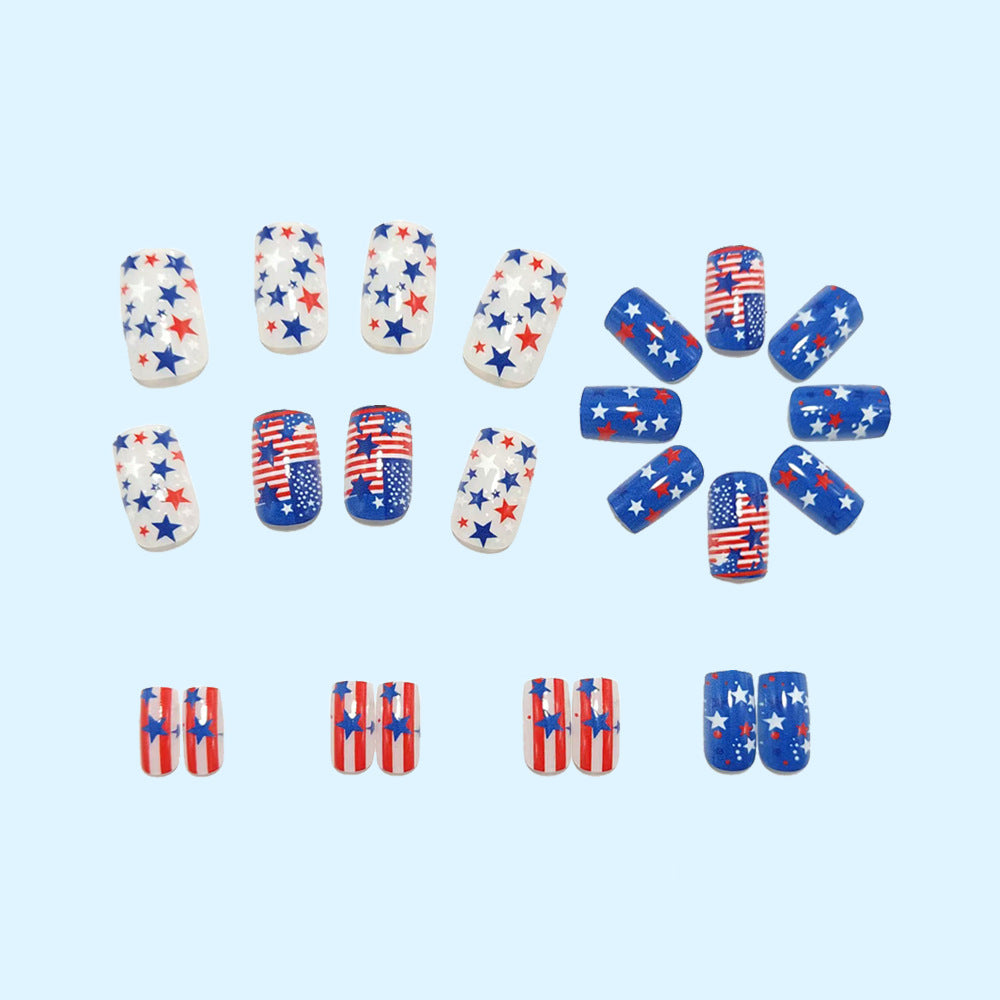 Kunstnägel mit patriotischem Sternen-Design Brehn