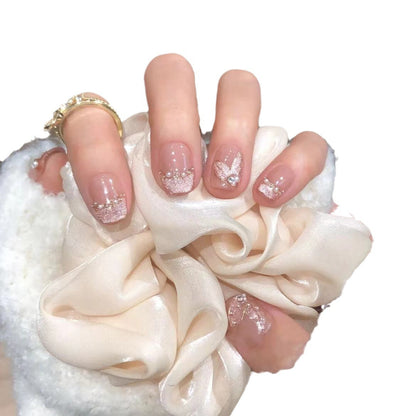 Glamouröse mit Strass besetzte Press-On Nagelkunst Brehn