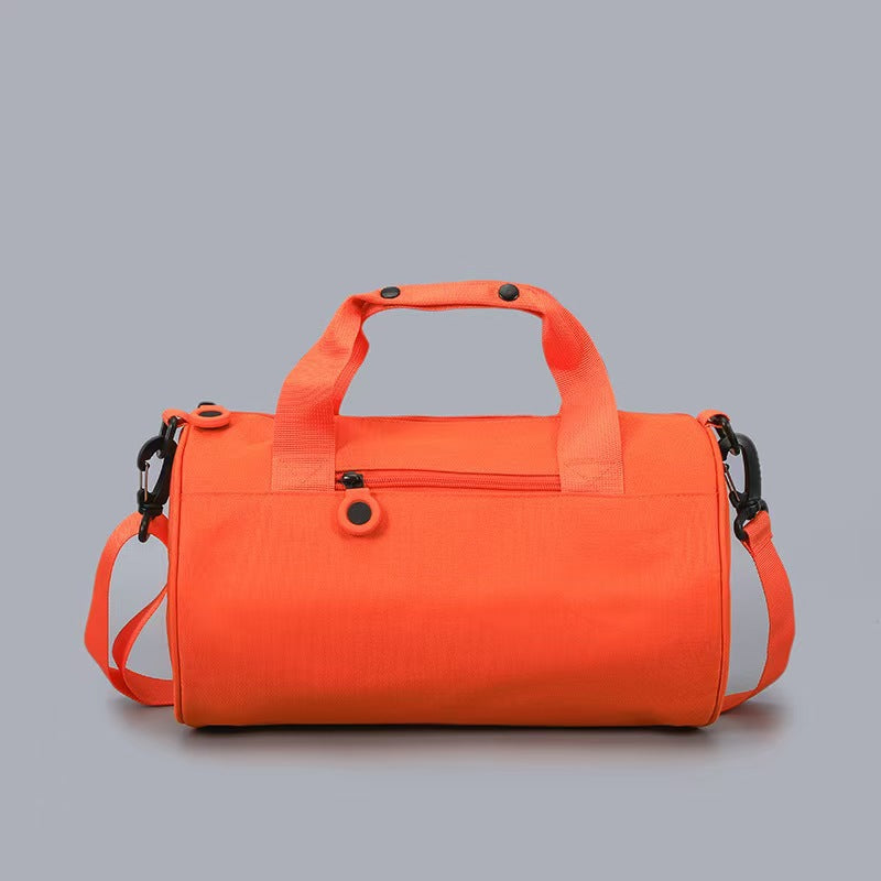 Sportliche Mini-Duffel-Tasche mit Verstellbarem Schultergurt und Stabilen Tragegriffen Brehn