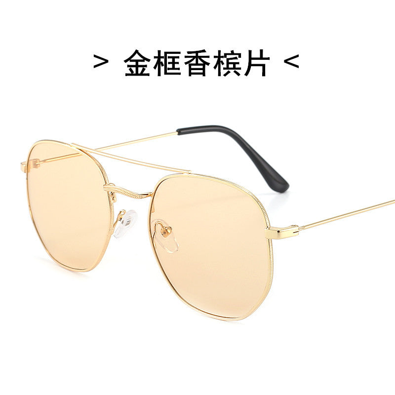 Damen Sonnenbrille mit ovalem Rahmen und schützendem Verlaufsglas Brehn
