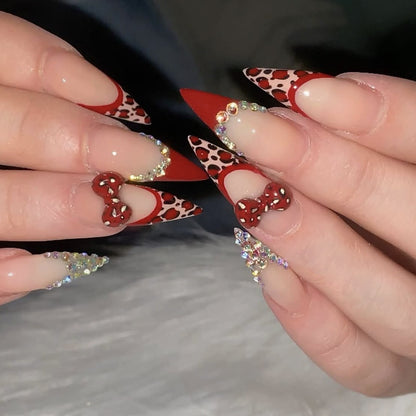 Dekorative Tierdruck Stiletto Nagelverlängerungen Brehn