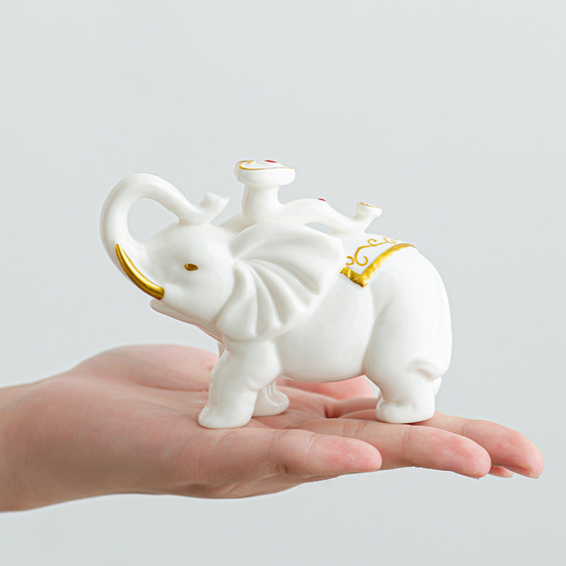Elegante Elefantenfigur aus hochwertiger Keramik Brehn