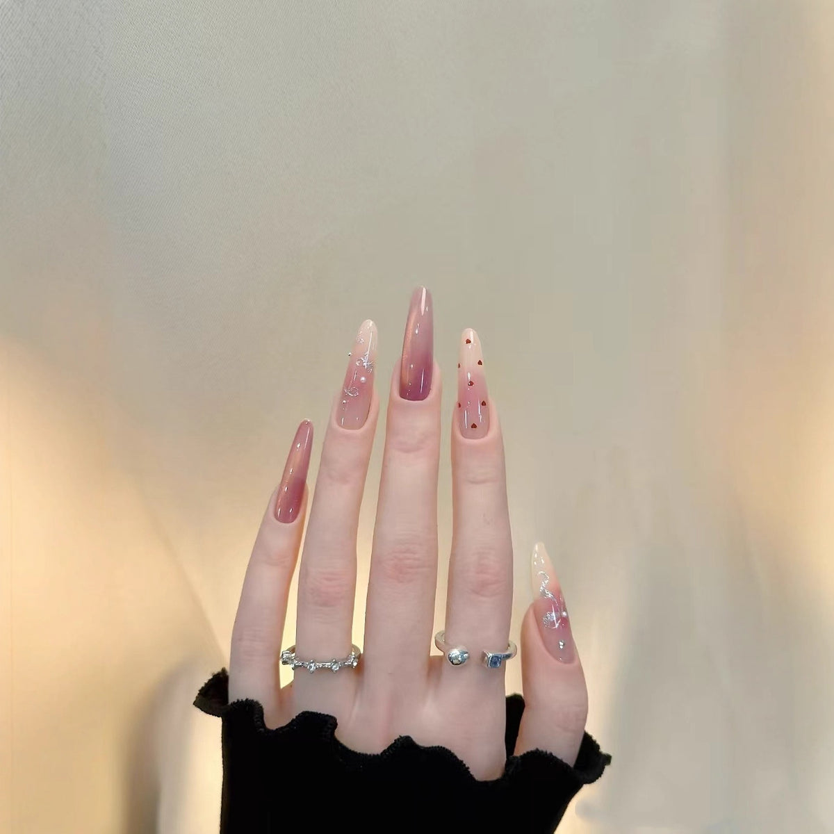 Ombre Stiletto Nagelkunst Extensions