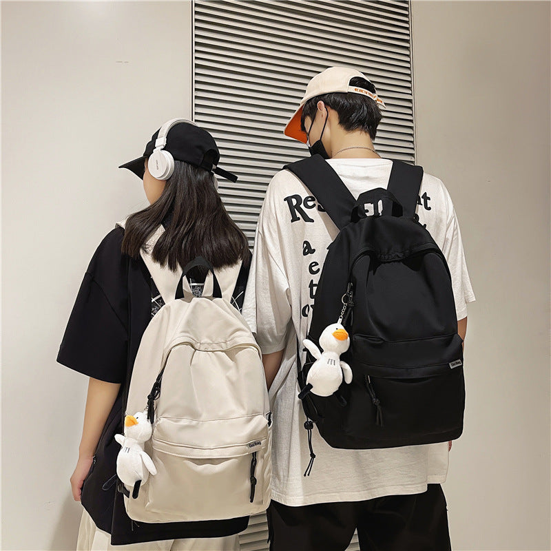 Vielseitiger lässiger Rucksack mit Plüsch Charm Brehn