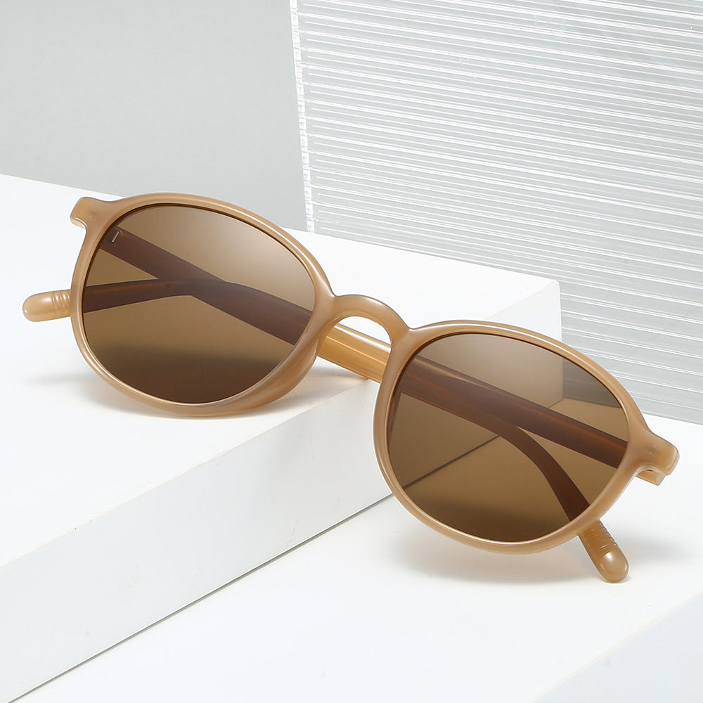 Damen modische Sonnenbrille im klassischen Ovaldesign Brehn
