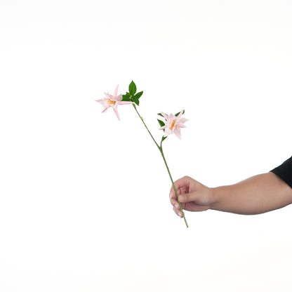 Lebensechte Mehrblütenblumenstiel