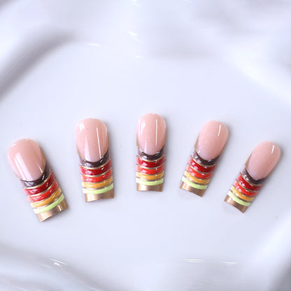 Künstlerisches French Tip Nagelset Brehn
