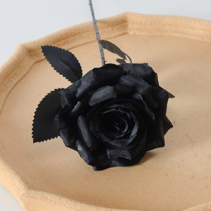 Elegantes Seidentuch Rosenhaaraccessoire