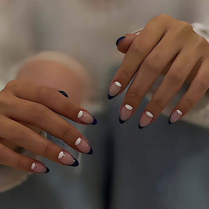 Kunstnagelset mit elegantem French Design Brehn