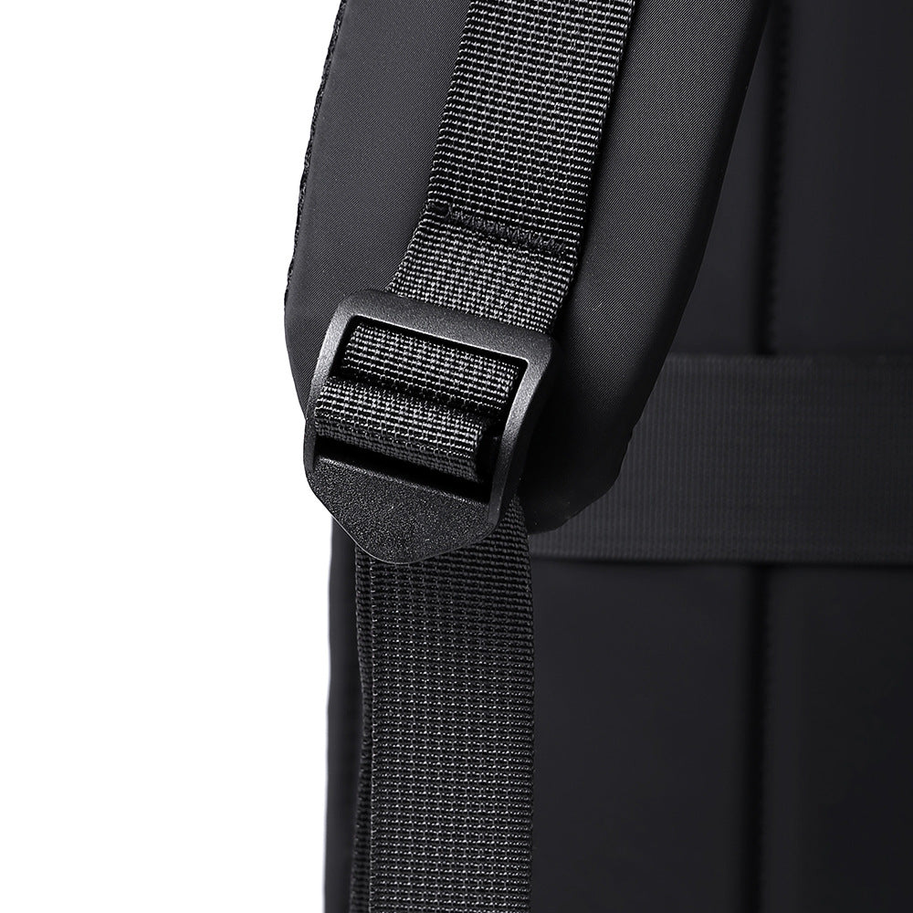 Moderner Rolltop-Rucksack Brehn