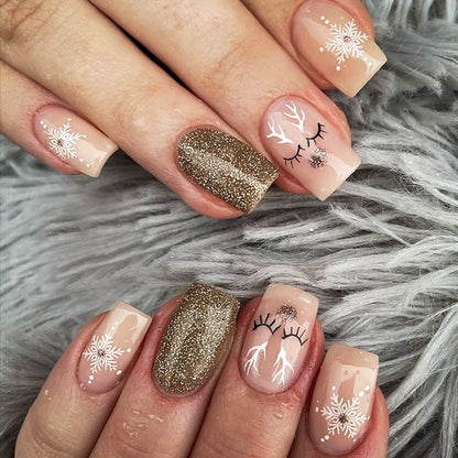 Kunstnagelset mit festlichem Winterthema Brehn