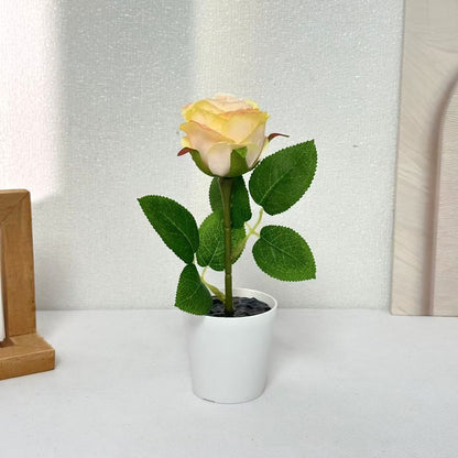 Dekorative Künstliche Rose für die Wohnkultur-Darstellung