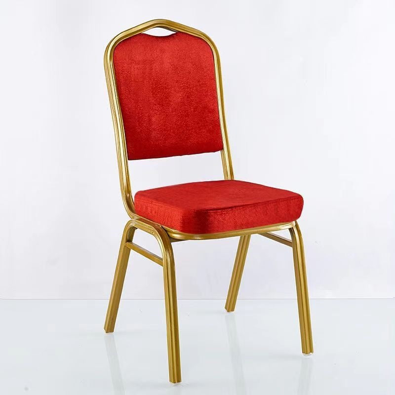 Eleganter gepolsterter Essstuhl mit goldenen Rahmen Brehn
