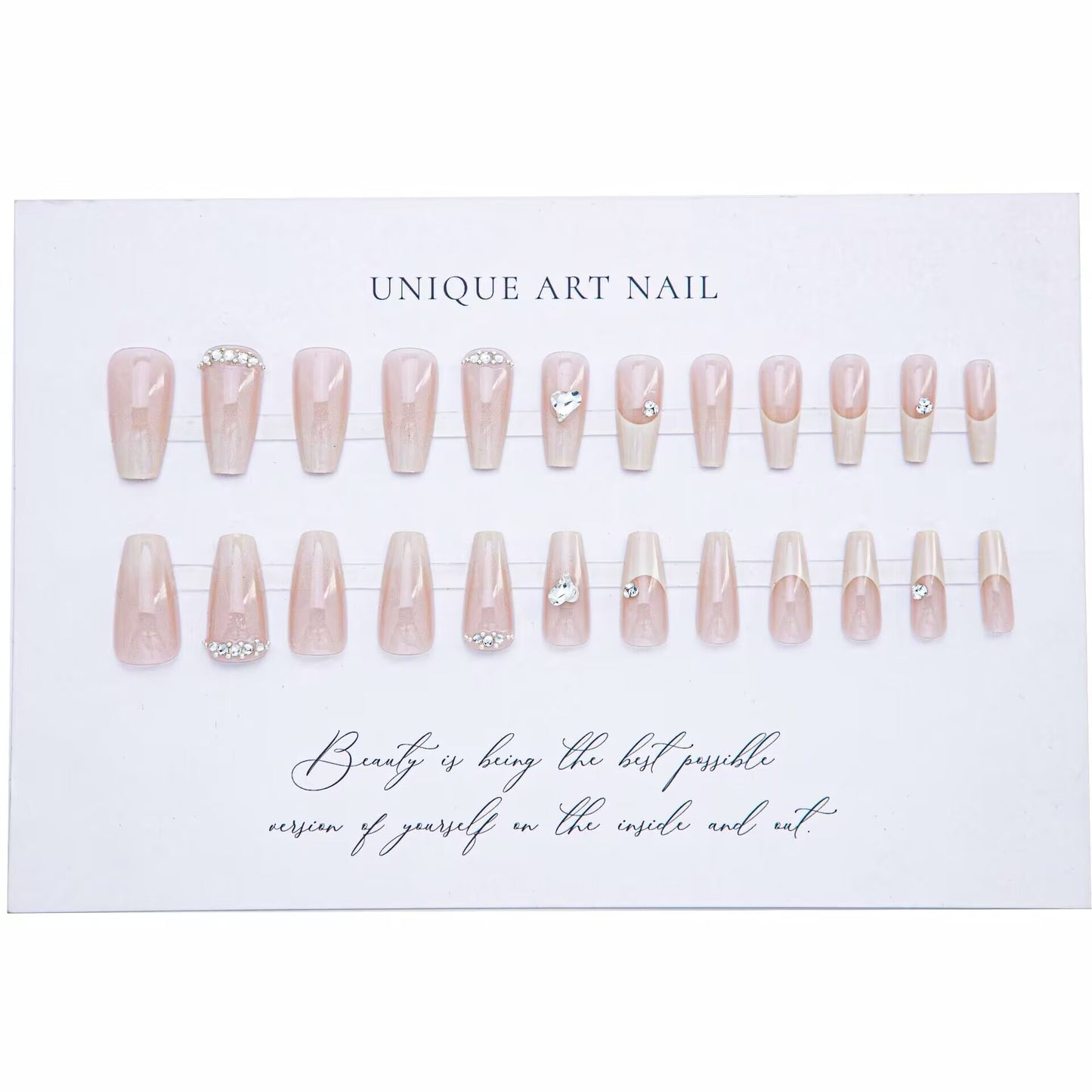 Elegante French Tip Press-On Nagelkunst Brehn