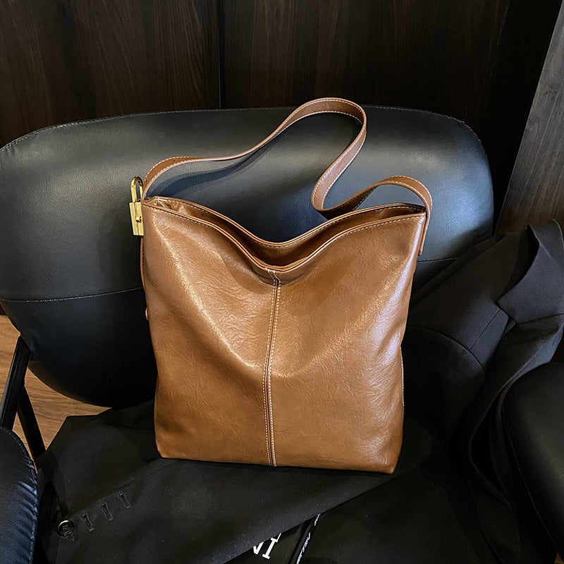 Minimalistische Leder Schultertasche