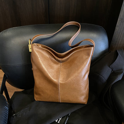 Minimalistische Leder Schultertasche