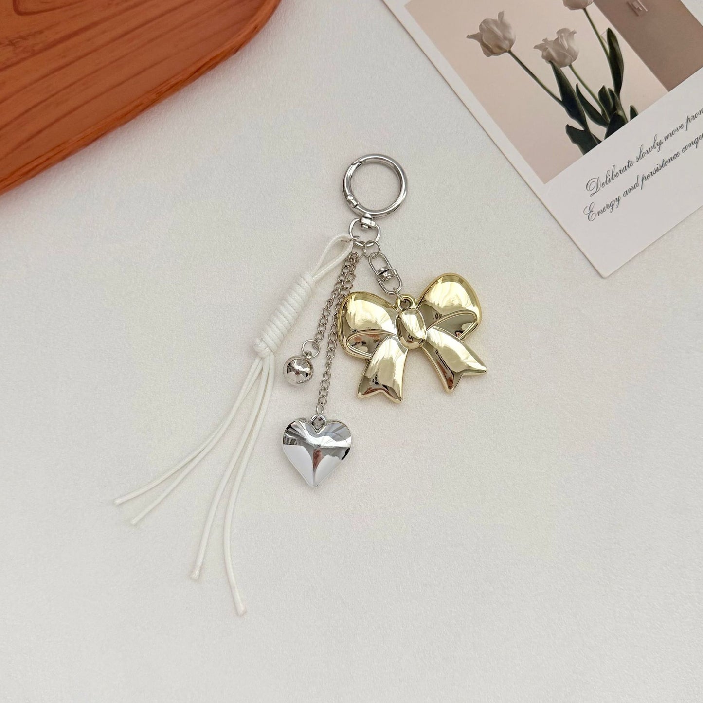 Eleganter Bogen Charm Schlüsselanhänger Brehn
