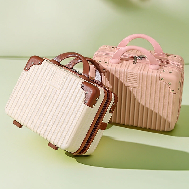 strukturierte Hartschalen-Reise-Beauty-Box mit Kunstleder-Eckverstärkungen und doppelten Obergriffen Brehn