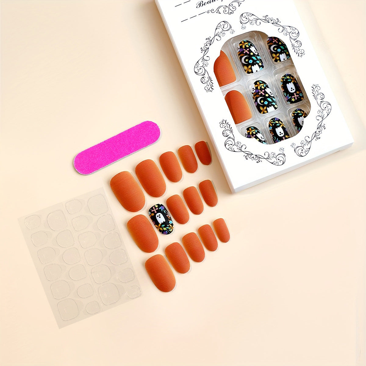 Kunstnagelset mit eleganten French Tips Brehn