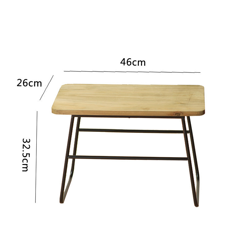Moderner Couchtisch im minimalistischen Design Brehn