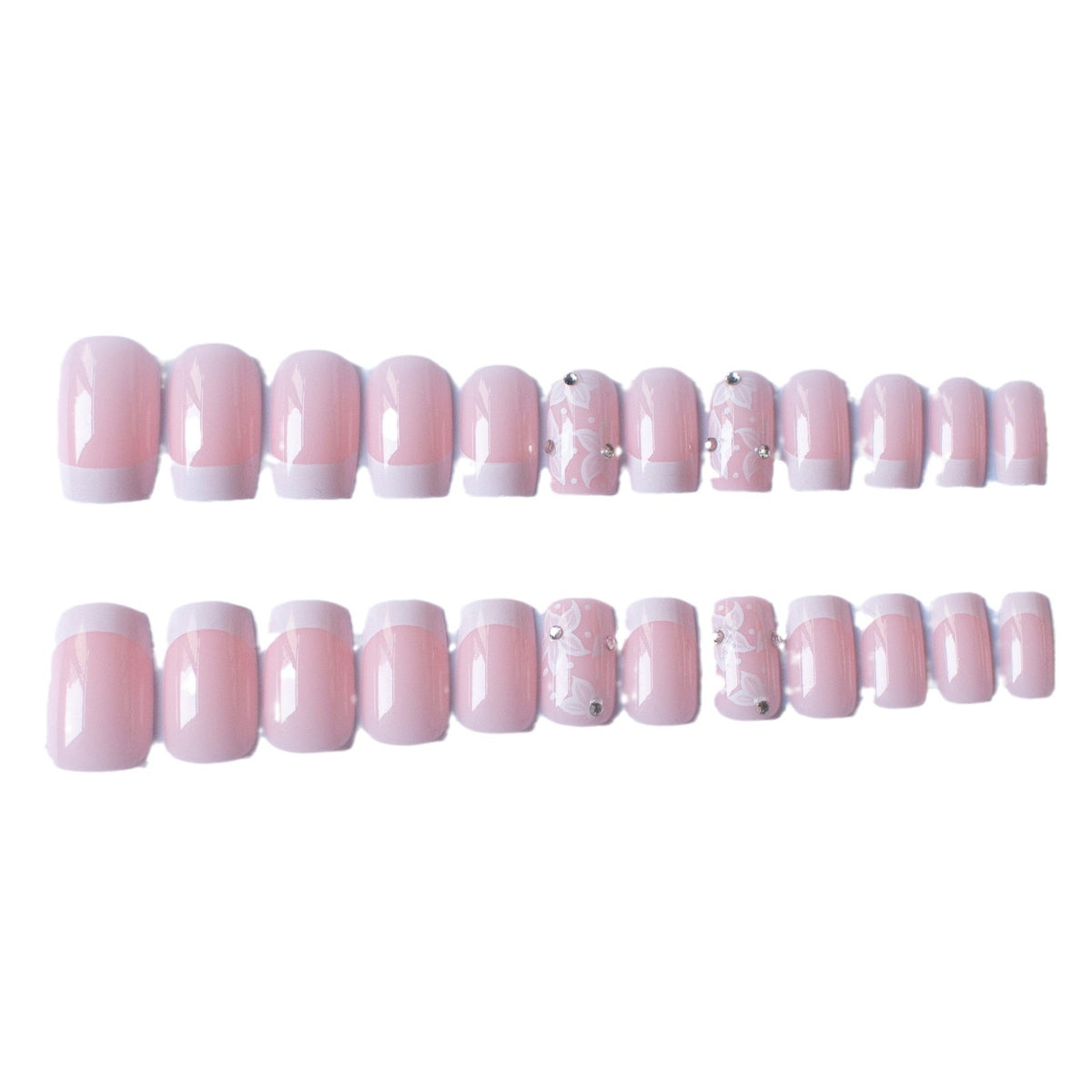 Elegantes florales Nagelkunstdesign
