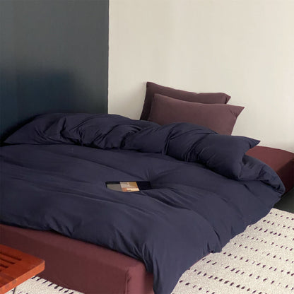 Ganzjahres-Steppbett und Spannbetttuch-Set aus atmungsaktiver Mikrofaser