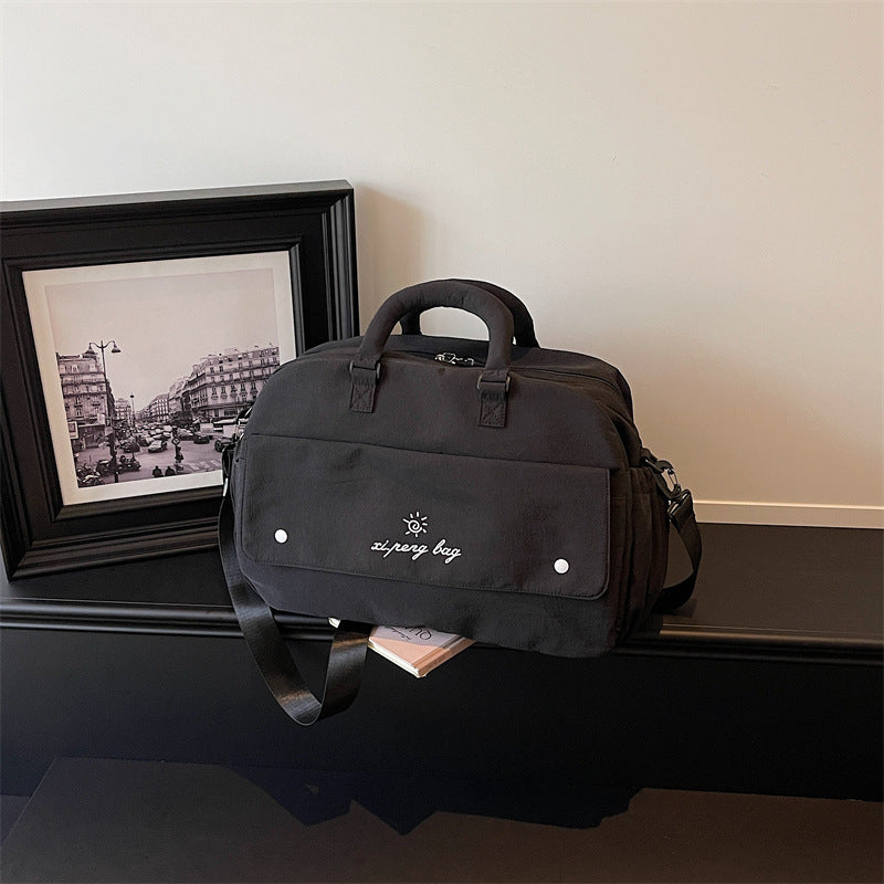 Vielseitige Reisetasche mit zwei Fächern