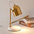 Stylische moderne Schreibtischlampe