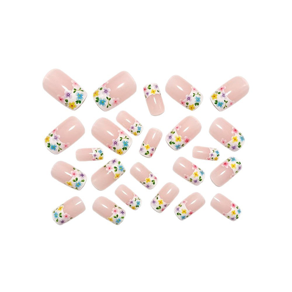 Kunstnägel mit Floralen Applikationen Brehn