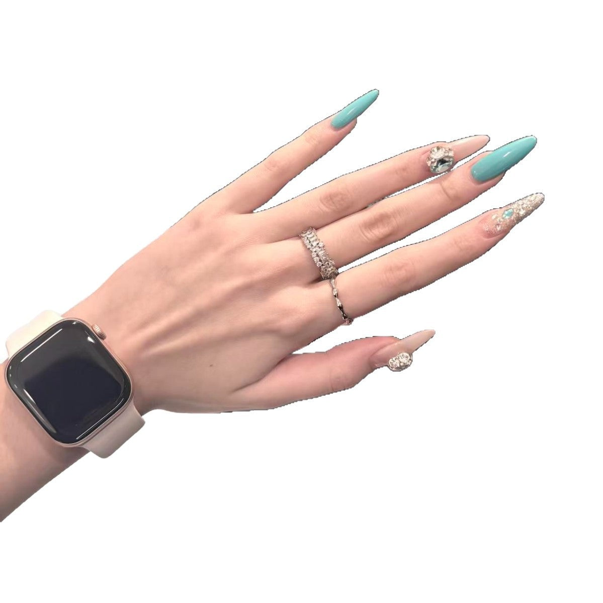 Stiletto-Nagelkunst-Tipps mit Kristallakzenten